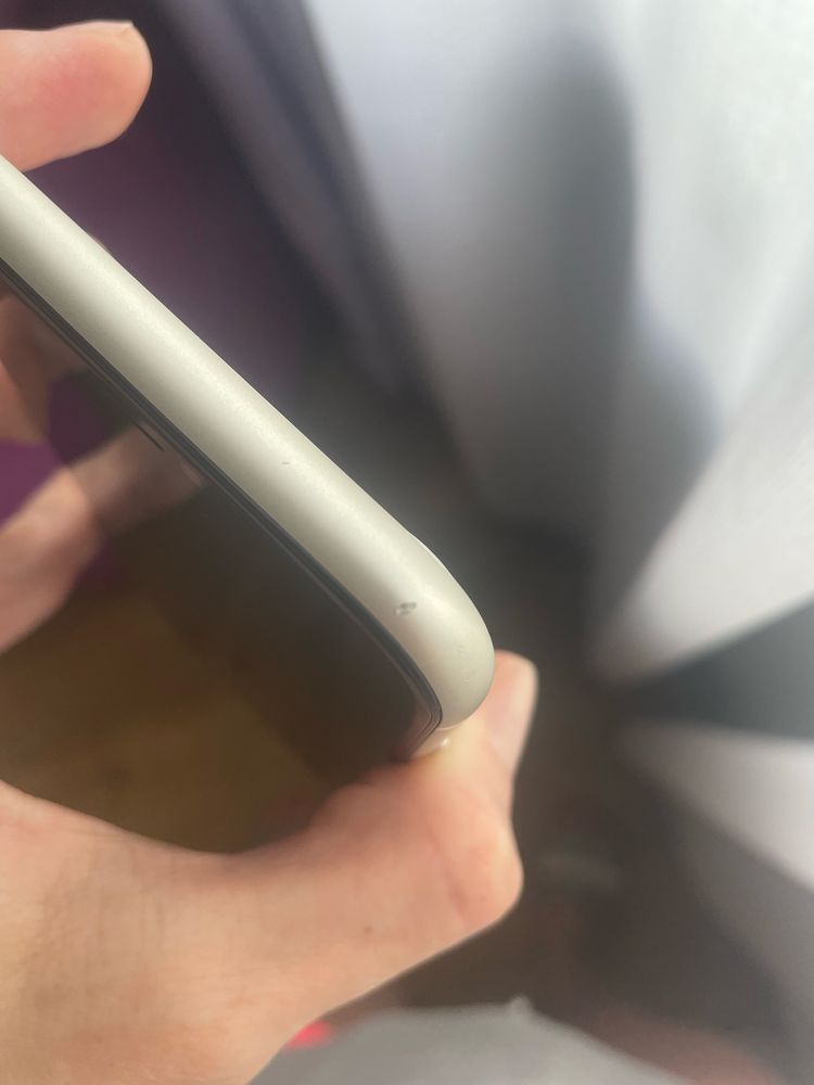 Продам iphone 11