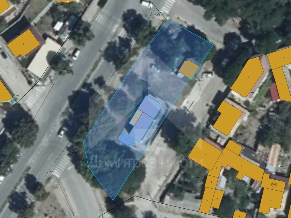 Продава двуетажен търговски обект - магазин в гр. Нови пазар.