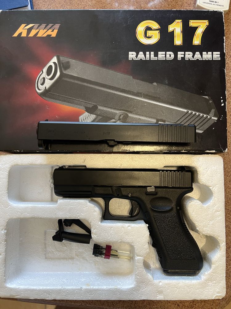 Airsoft KWA Glock 17