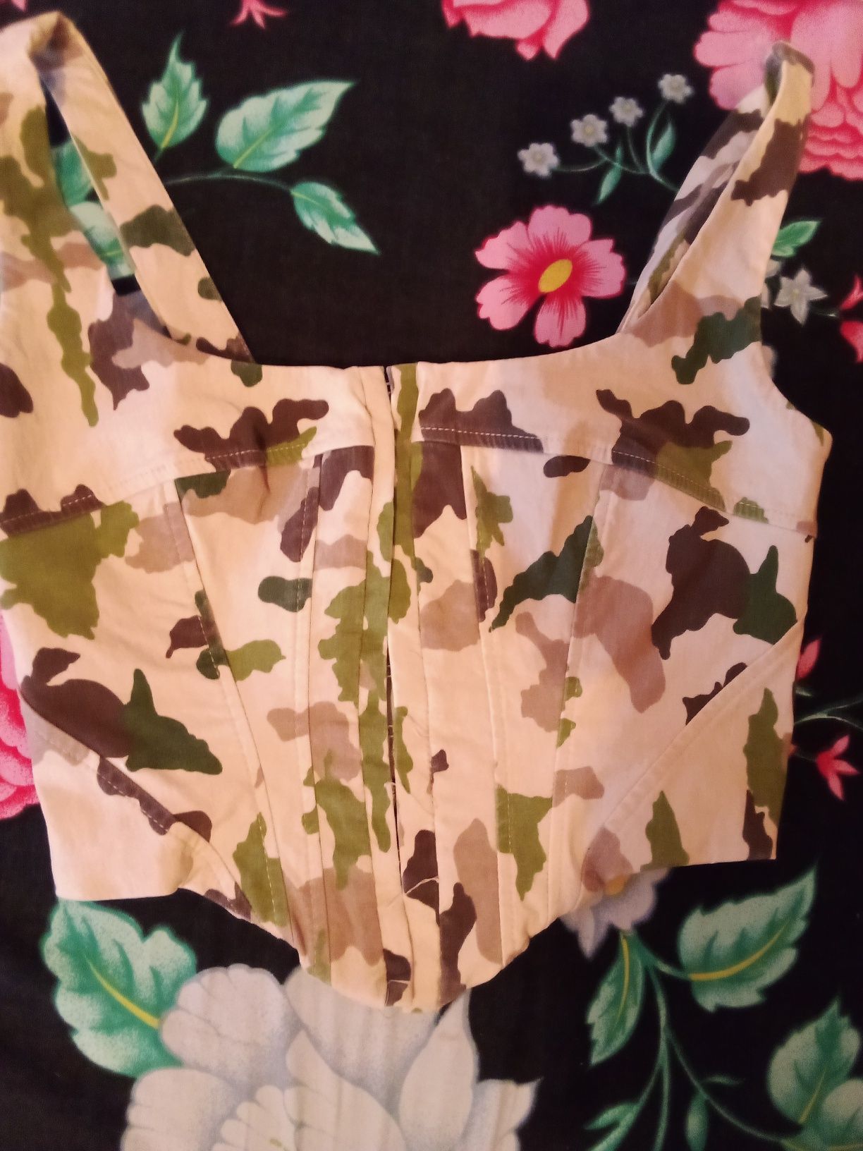 Bershka. Razmer M Ka