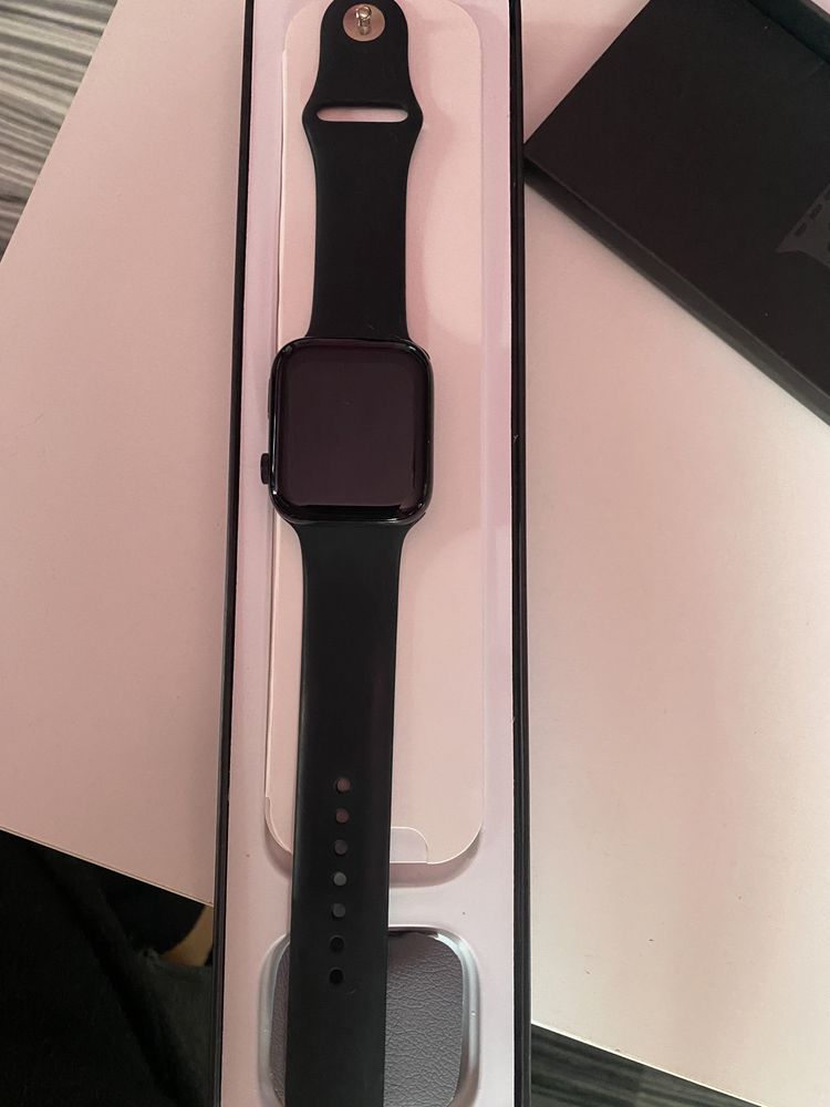 Apple Watch Series 7, Nike