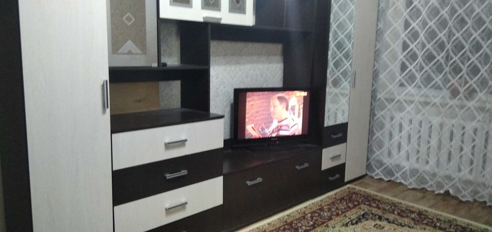 Продам 2х комн. с мебелью. (25й магазин)