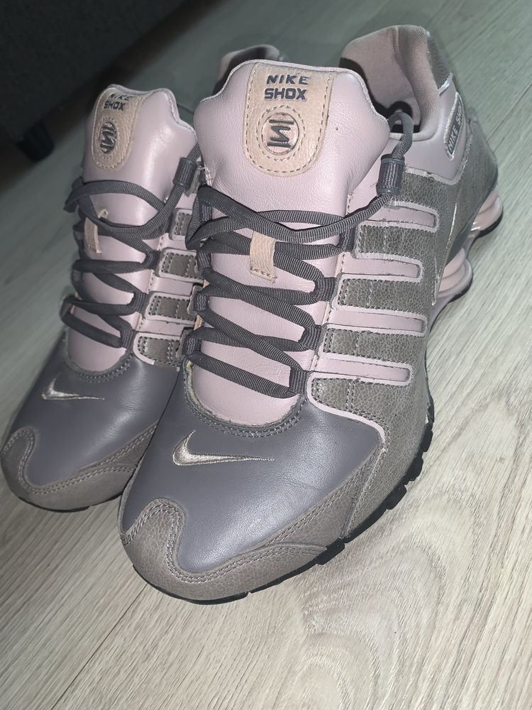 Adidasi nike shox editie limitata 37