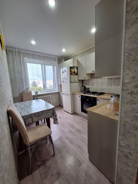 3-х комнатная квартира новой планировки с ремонтом в 20 мкр