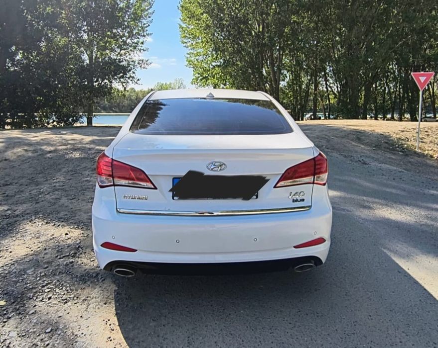 Vând Hyundai i40