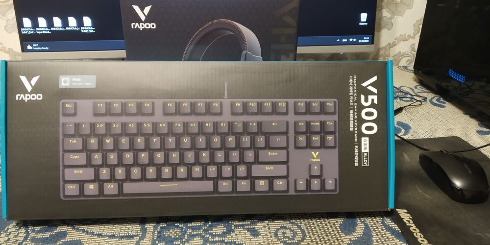 Rapoo naushnigi va klaviatura