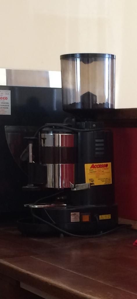 Espressor profesional aparat de cafea cu rasnita