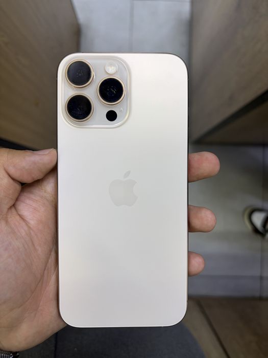 iPhone 16 Pro Max Desert 256GB