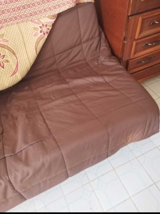 Vand comoda, canapea, balansoar etc.