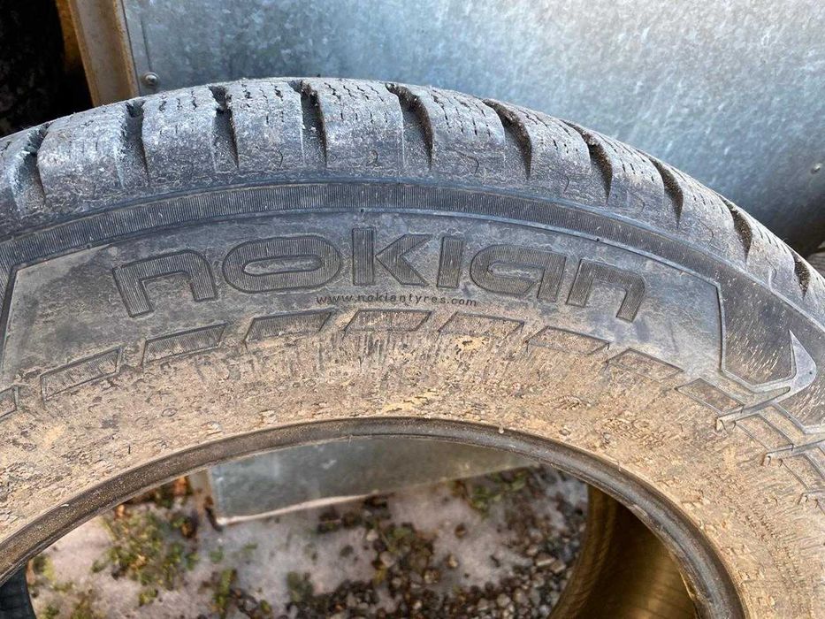 Продам б/у зимние а/шины