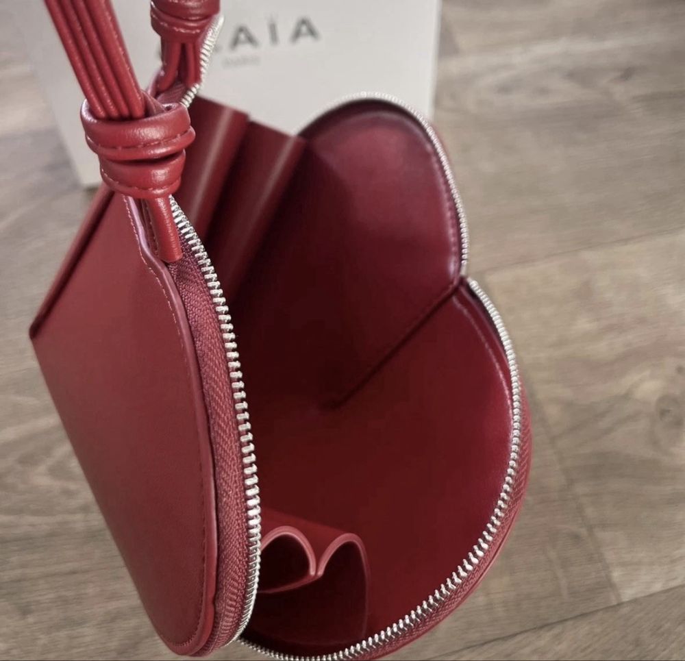 Alaia сумка в форме сердца