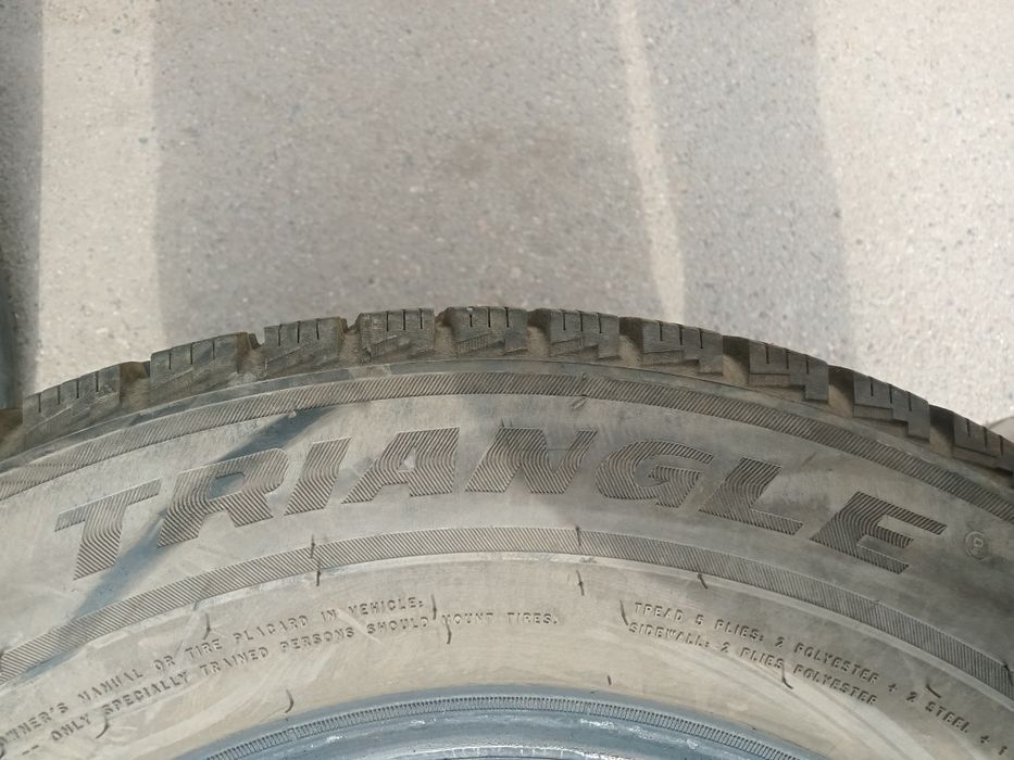 Продам зимние шины TRIANGLE 185/70/14