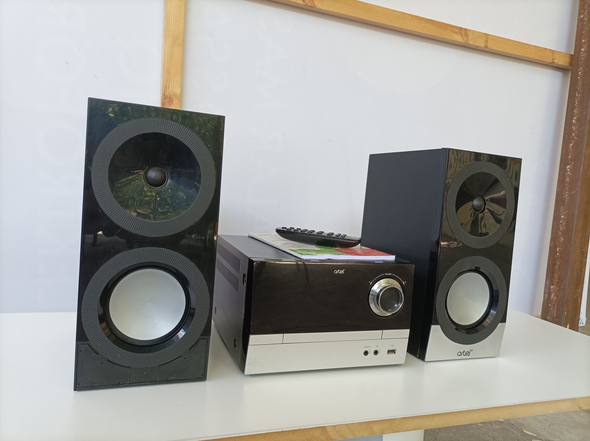 Продам музыкальные центры Artel
