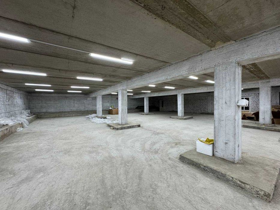 Tayyor 500m2 omborxona jaraga beriladi.