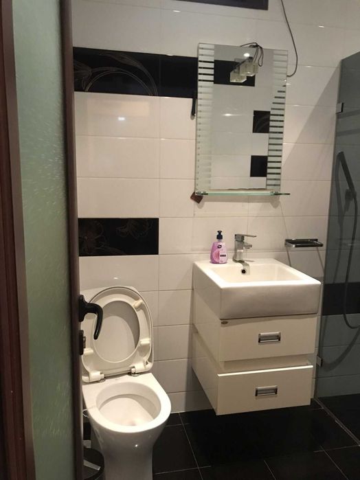 Продава се Двустаен апартамент в Пловдив, Център - 81 кв.м за 2161 €/кв.м - Снимка #13