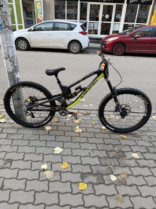 Saracen myst Carbon