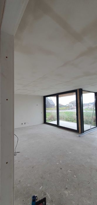 Rigips,glet,tencuieli,izolatii exterioare,vopsele,acoperise