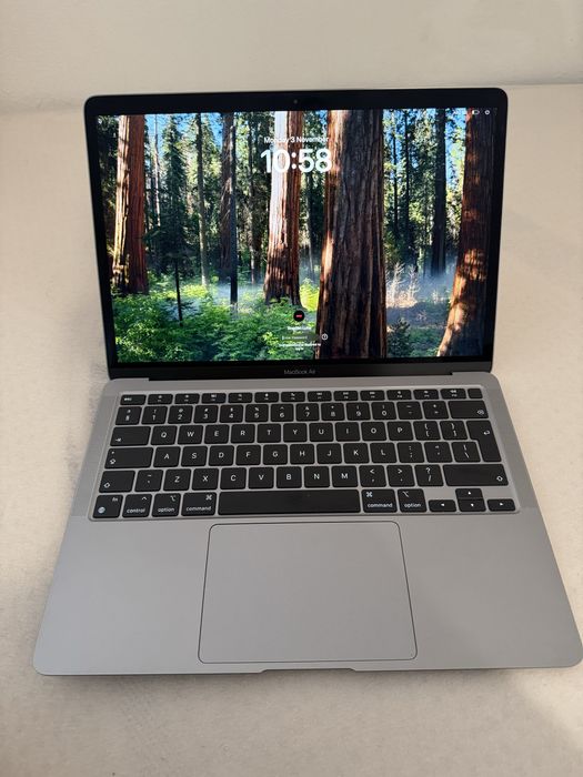 Laptop Apple MacBook Air M1
