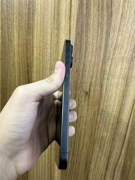 iphone 15 pro max black titanium 256 gb 94 % ideal