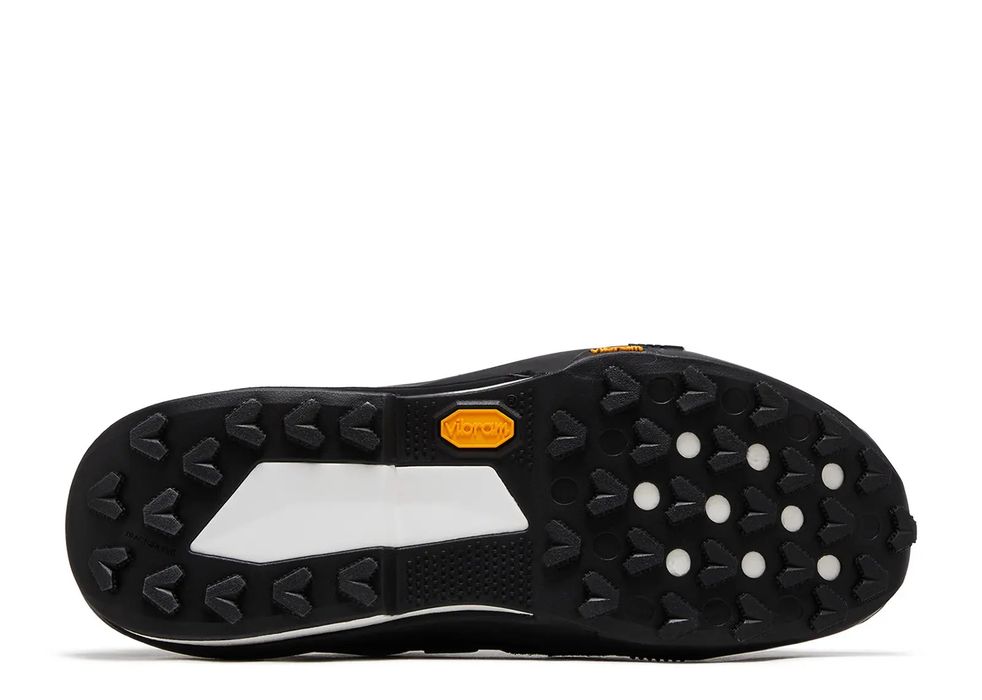 Маратонки Nike Zegamadome x sacai