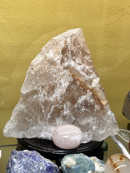 Розовый кварц , Аметист . 400 гр большой .