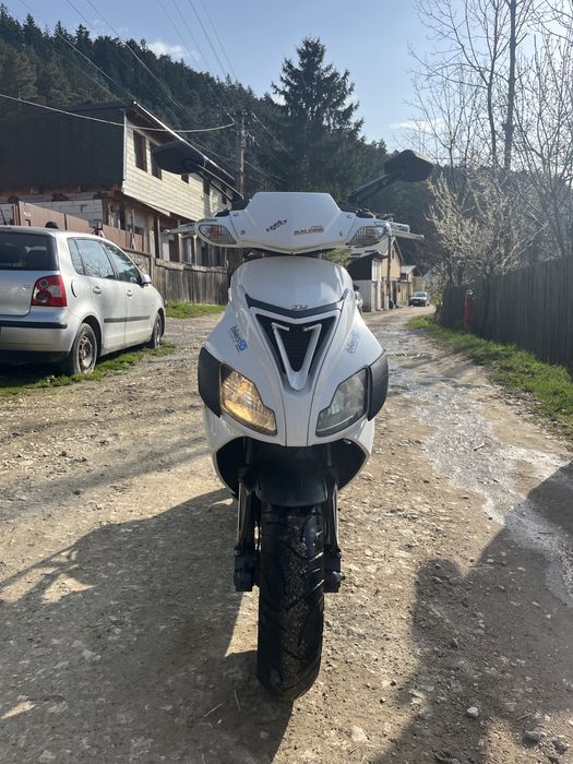 Scuter aprilia factory 50
