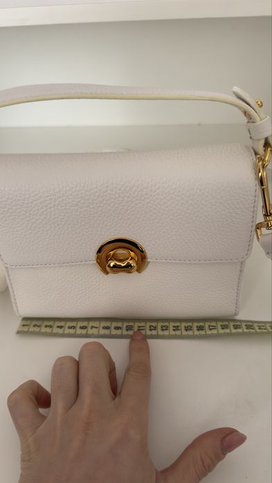 Granta Coccinelle alba