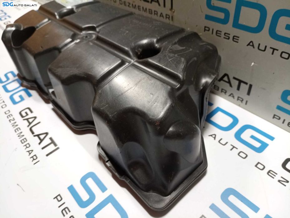 Capac Plastic Protectie Antifonare Motor Renault Scenic 2 1.9 DCI 2003 - 2009 Cod 8200368040 [M6038]