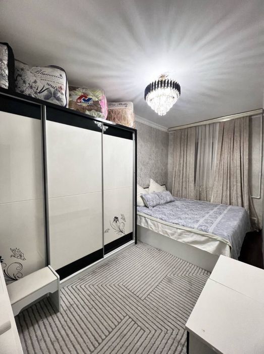 Продаетсч укомплектованная квартира 2 ком Дархан.