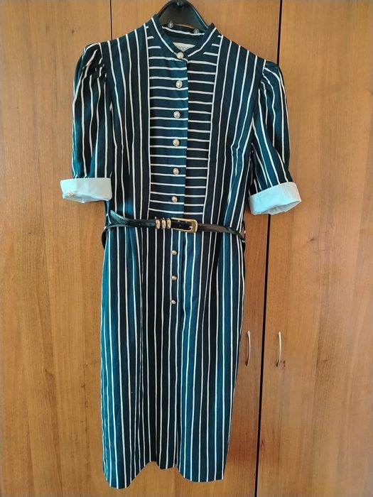 Тъмносиня рокля на рае - размер L.