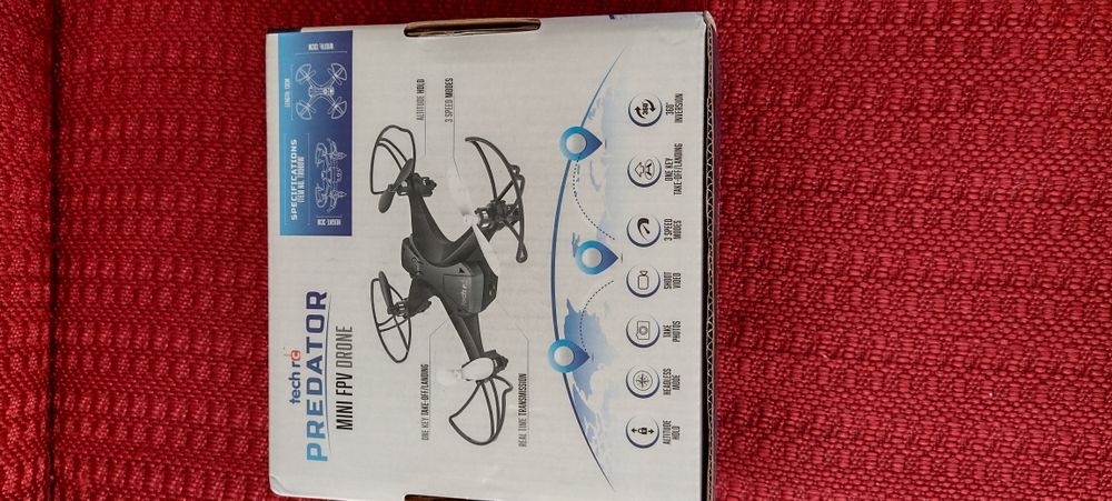 Mini Dronă FPV Predator