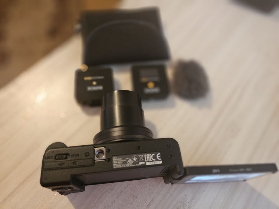 Камера Sony Zv-1 +микрофон RODE