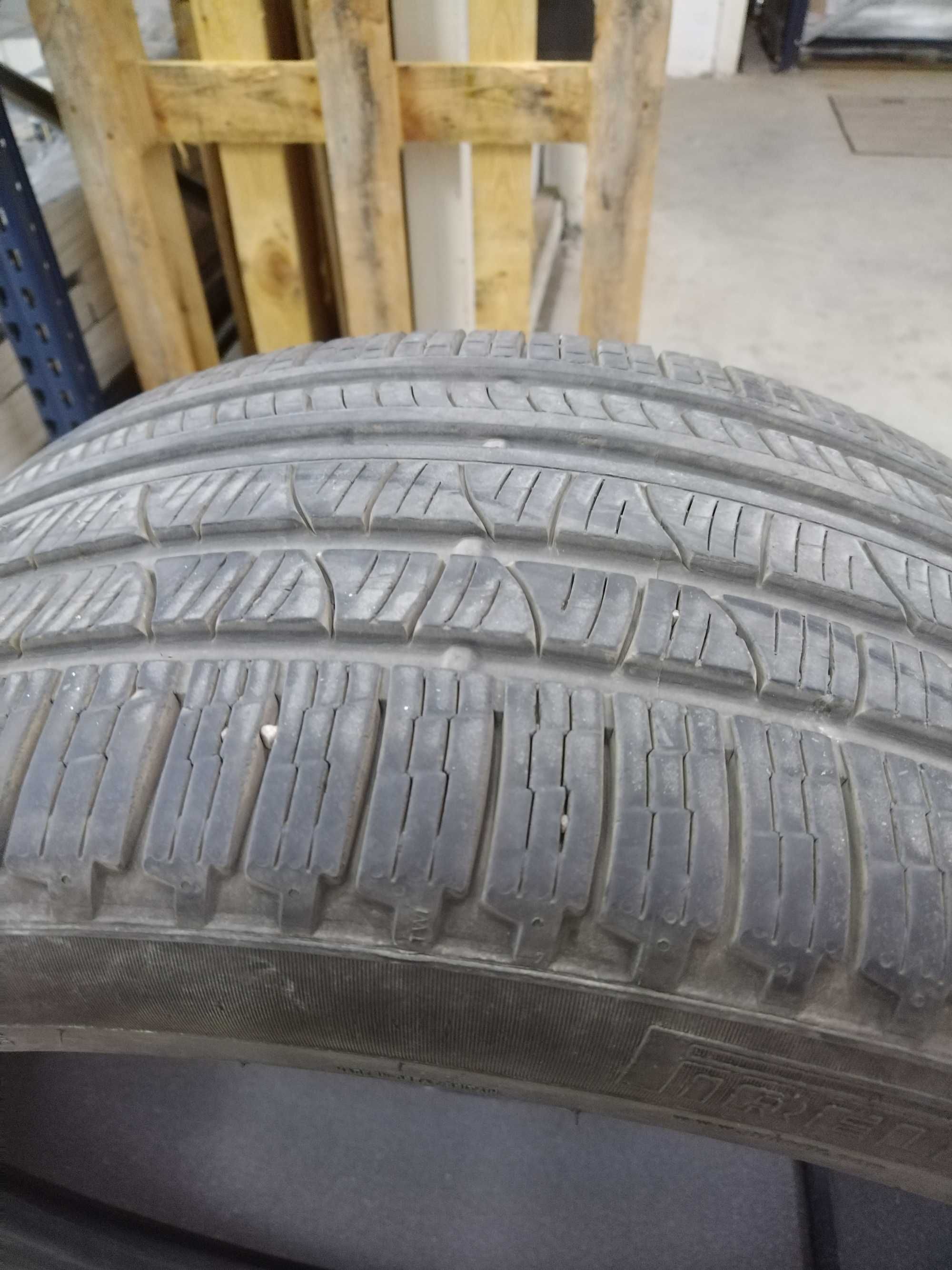 Продавам 4бр. летни гуми джипови PIRELLI 275/40/22