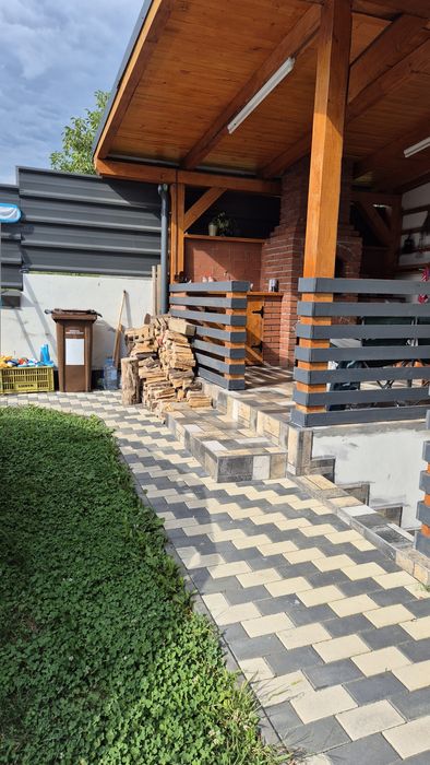 Vând casă nouă din cărămidă