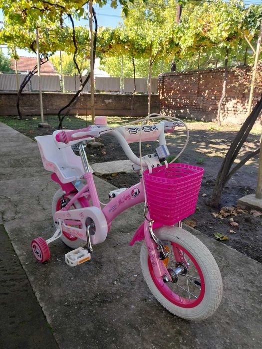 Продавам детско колело