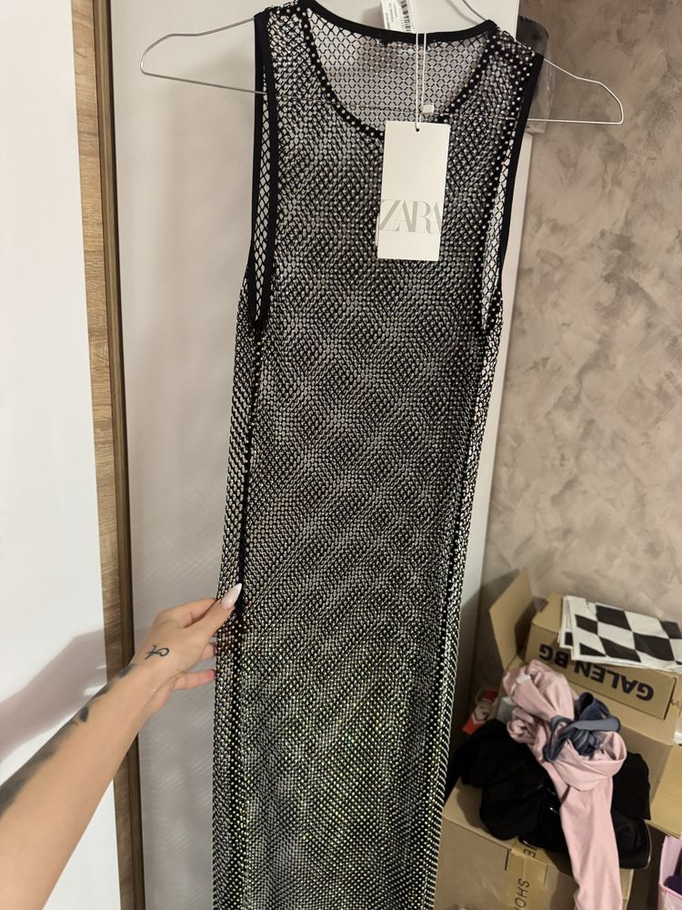 Макси рокля с камъни сваровски Zara