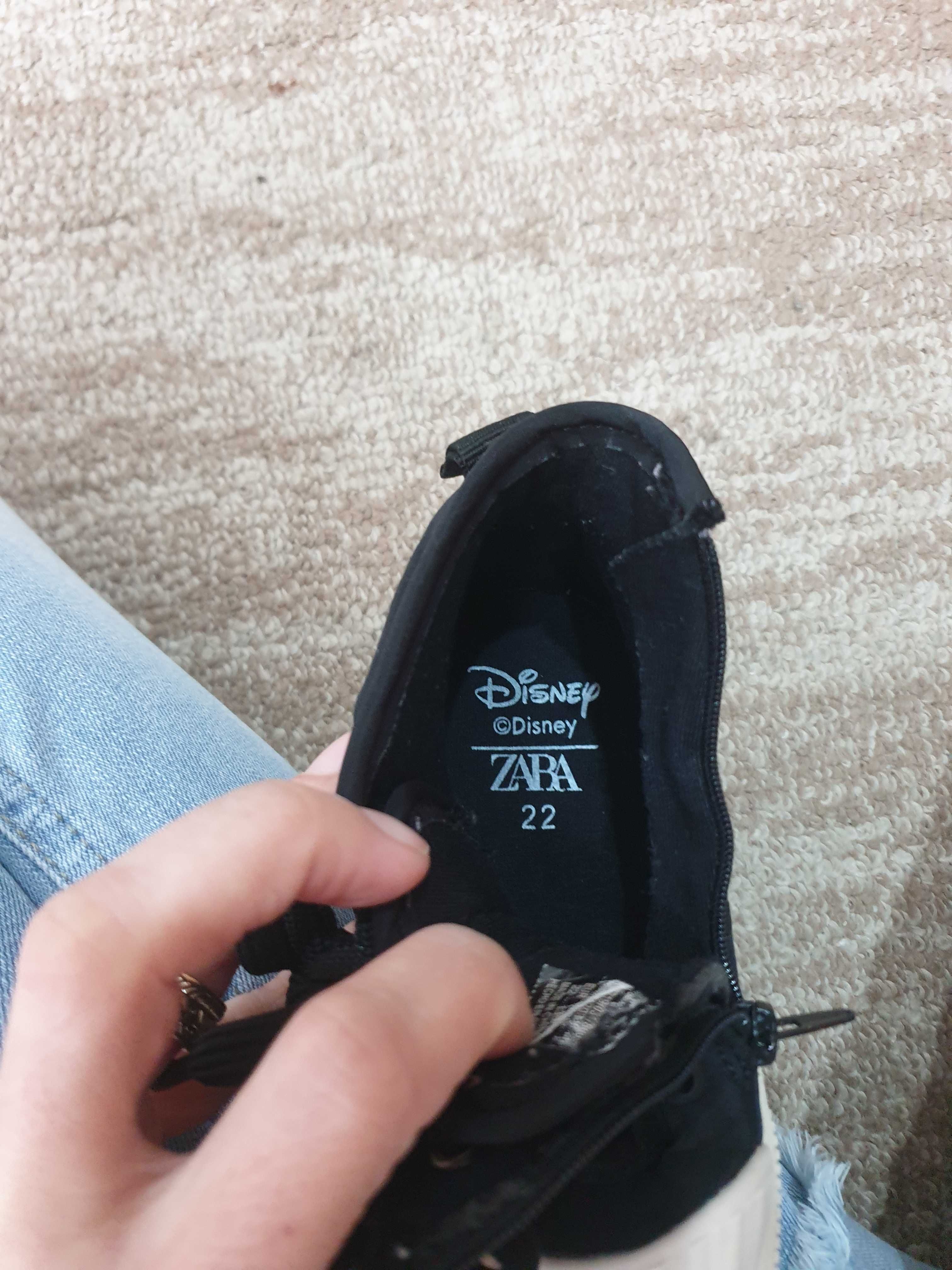 Ghete sport Zara Disney