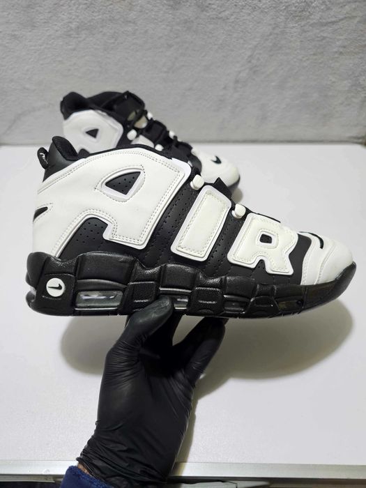 Adidasi Nike Air More Uptempo