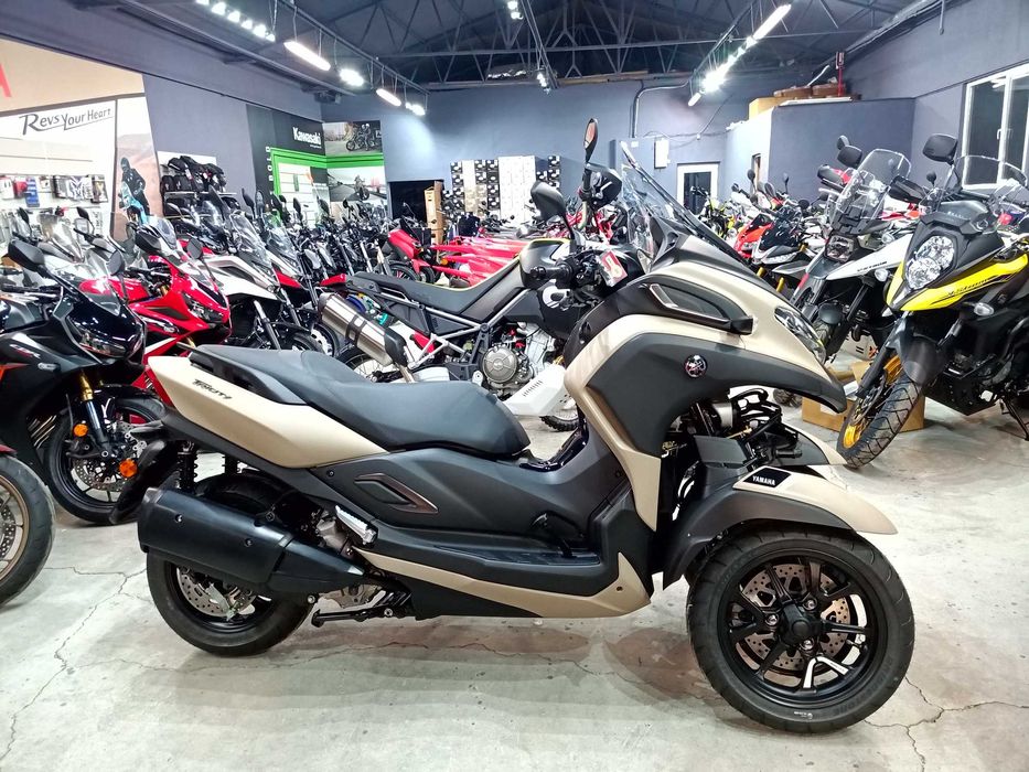 Yamaha Tricity 300 - se conduce cu B - stoc Yamaha Constanta