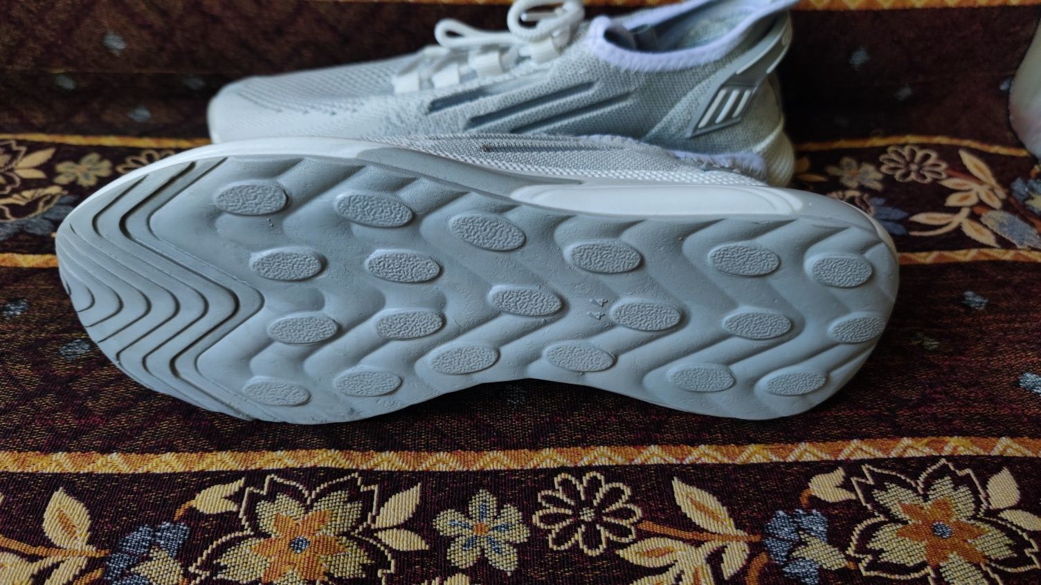 Маратонки Adidas