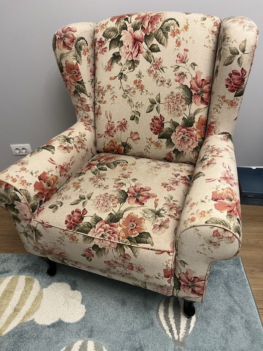 Fotoliu floral stil vintage