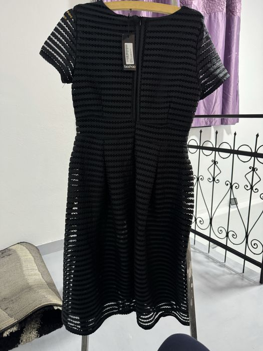 Vand rochita neagra