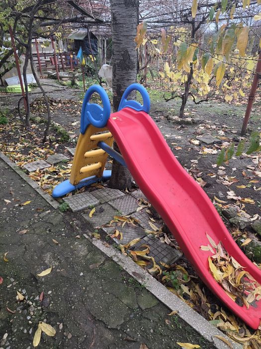 Детска пързалка използвана