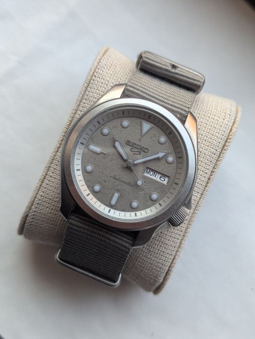 Vand/Schimb Seiko 5 SRPG63 Limited Edition