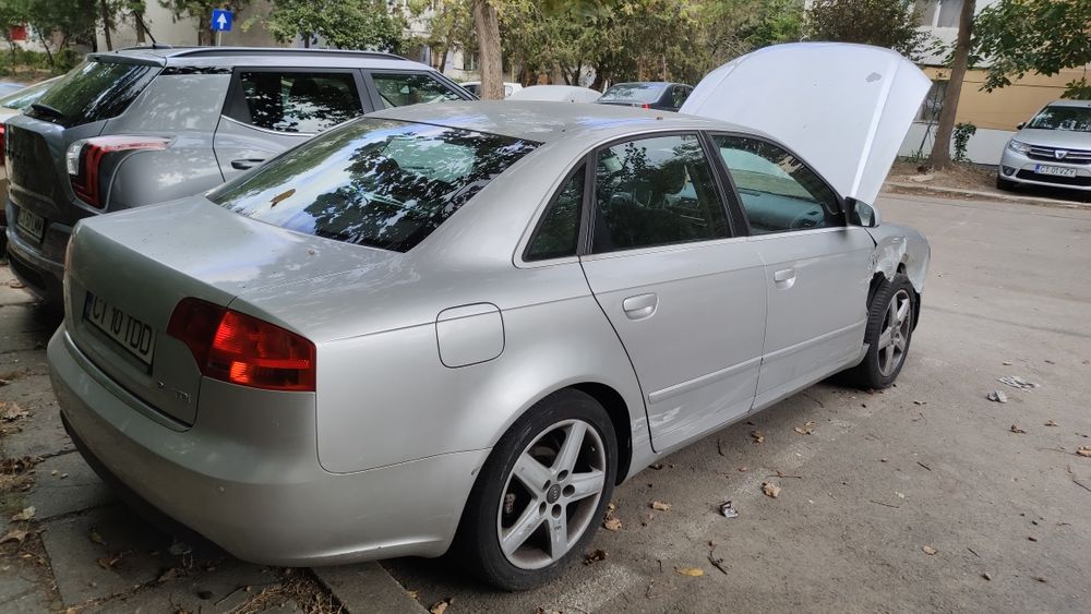 Audi A4 B7 avariat