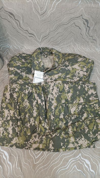 Продам форму цифровую и повседневную