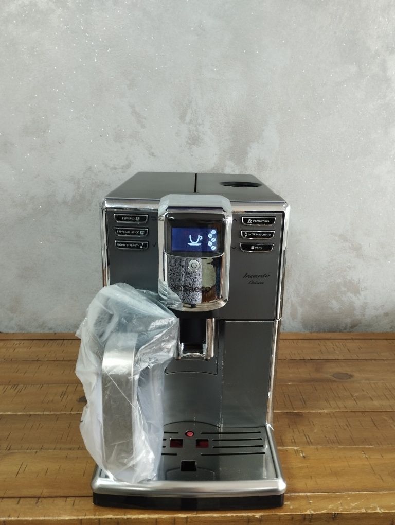 Aparat/ espressor/Expresoare Cafea Saeco Incanto HD Cappuccino
