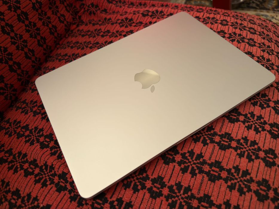 MacBook Air M3 (13.6'') 16GB, 256GB