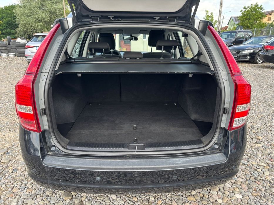 Kia Ceed 1.4 Benzină Rate Garanție
