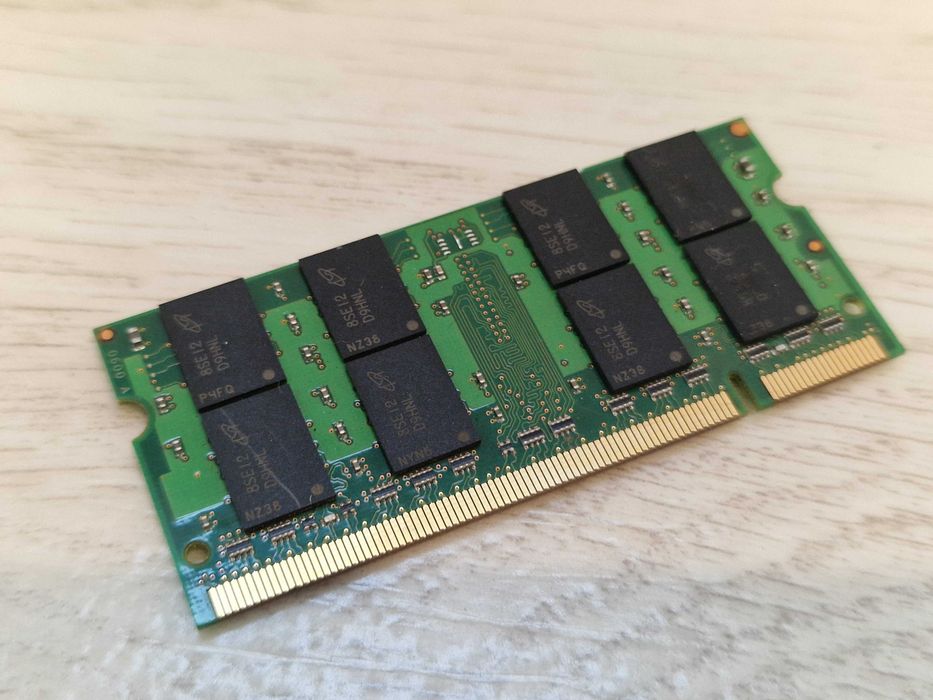SO-DIMM Micron DDR2 2Gb